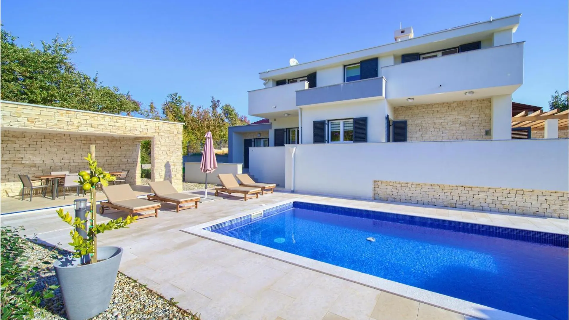 Nice Home In Risika With House A Panoramic View contacts